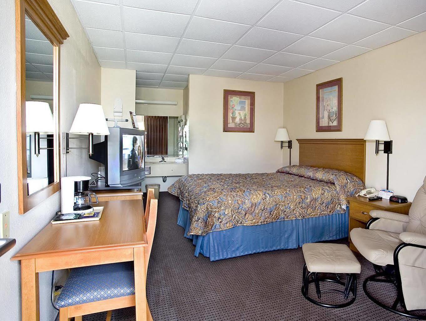 Americas Best Value Inn West Monroe Extérieur photo